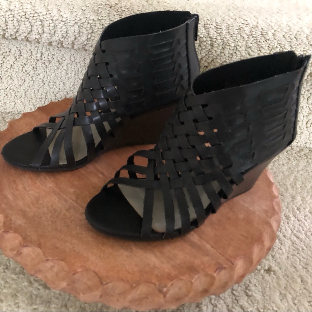 Black Wedge Shoes.